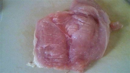 一枚肉として使う鶏胸肉の下ごしらえの方法 | nanapi [ナナピ]