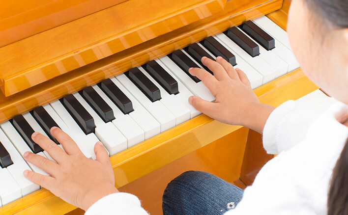 子どもの音楽の習い事、楽器別特徴とメリット・デメリット｜ベネッセ教育情報サイト