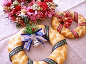 パンのクリスマスリース☆ by かもめママ [クックパッド] 簡単おいしいみんなのレシピが222万品