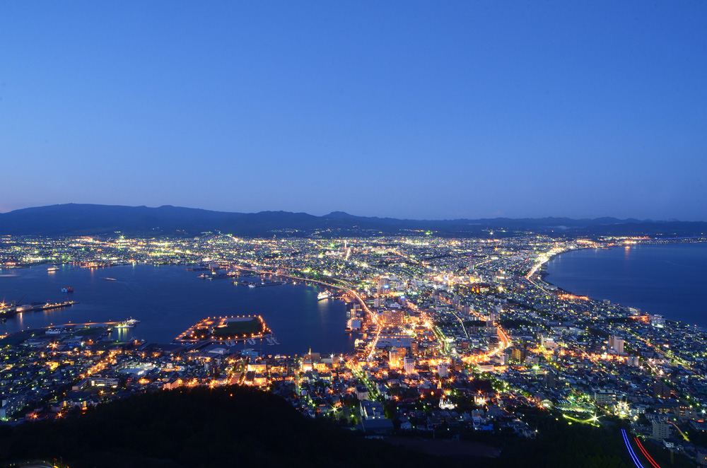 美しい夜景と函館観光をお楽しみください。 - 函館山ロープウェイ株式会社